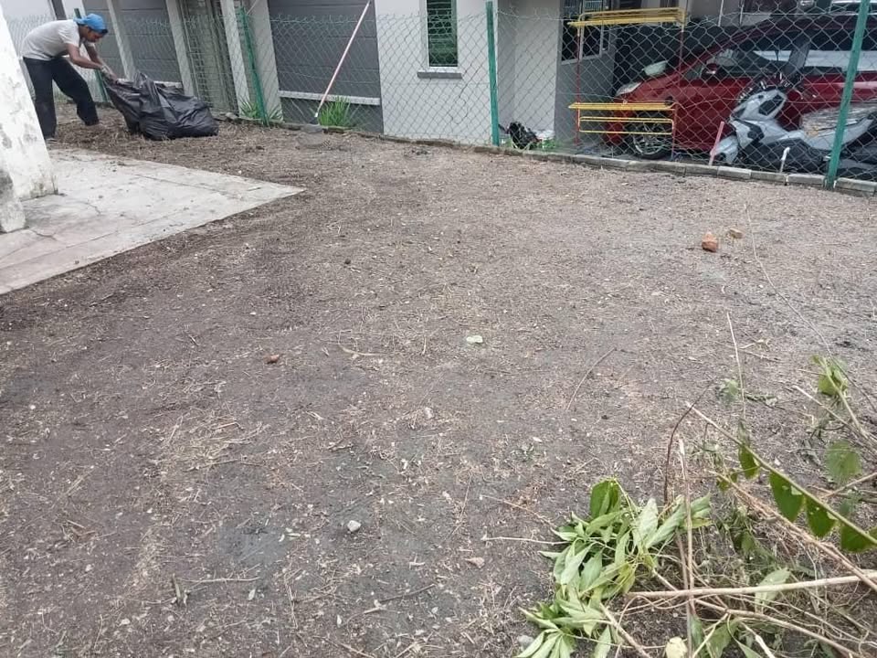 Wide view of extra side land