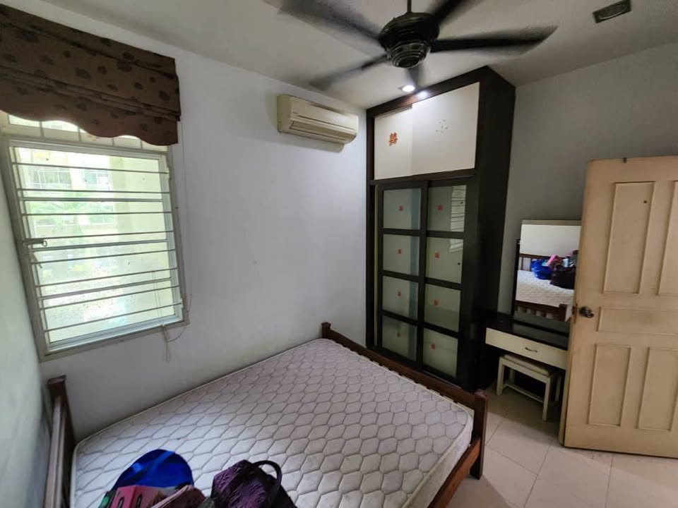 Furnished bedroom with wardrobe
