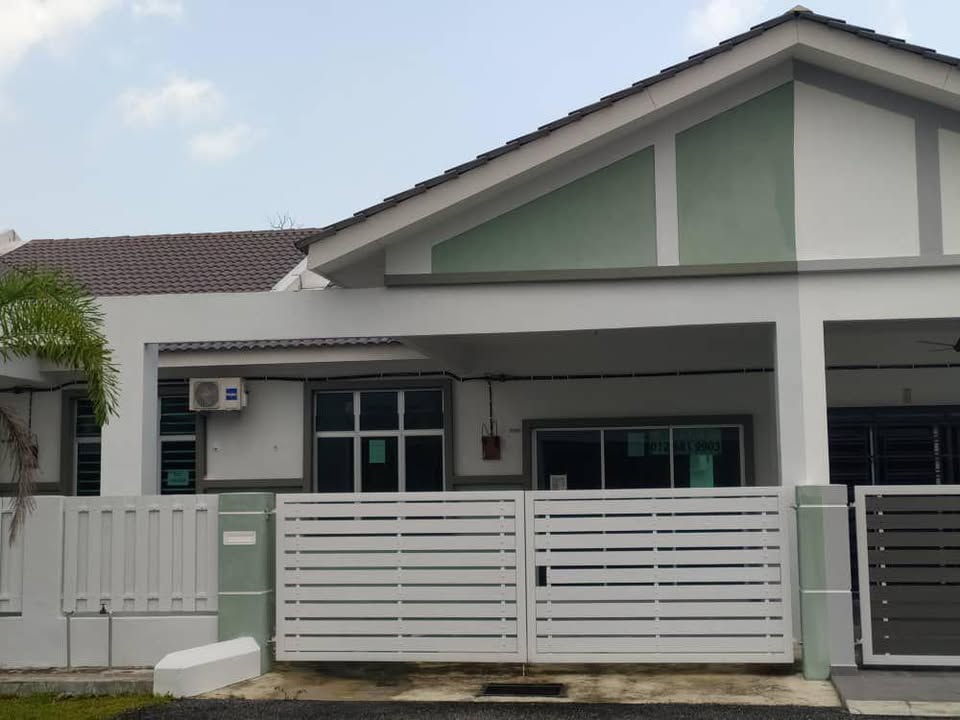 Single-storey terrace house at Taman Serkam Impian