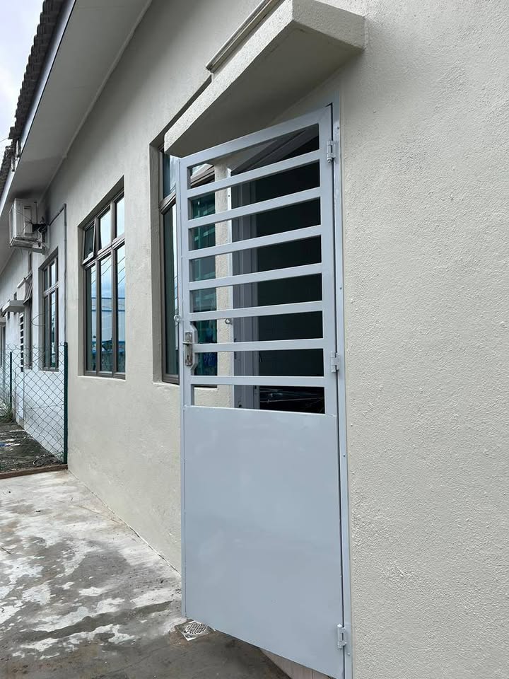 Side entrance