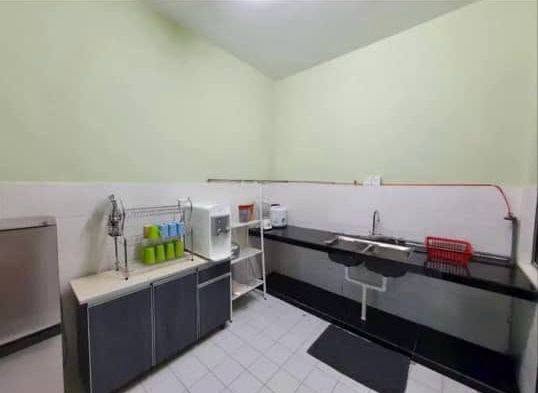 Kitchen with sink and cabinets